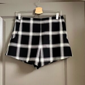 Smythe Plaid Print Shorts Size 6